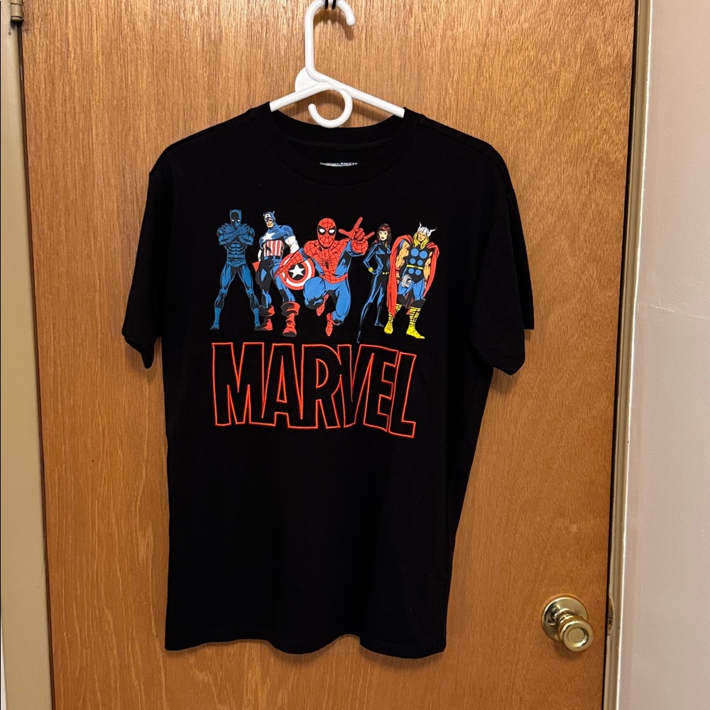 Sz S Marvel graphic T by freeze collection lMarvel is embroidered red.NWOT🐸